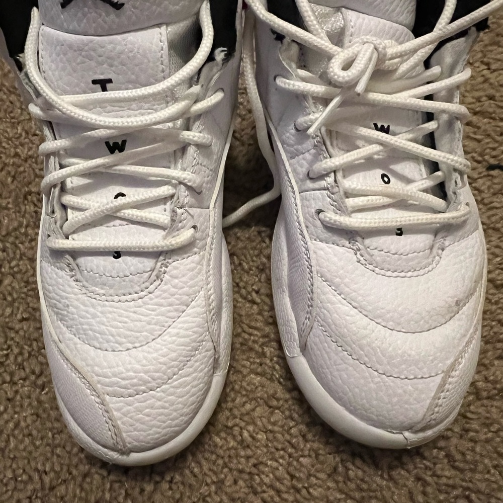 Kids White jordan twist